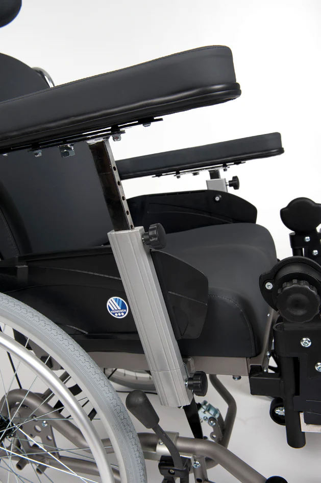 Inovys II Wheelchair - Transit - Image 2